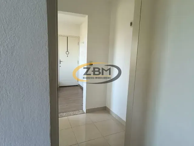 Apartamento 1 quarto e 1 banheiro, à venda ou para alugar, no bairro Centro em Londrina