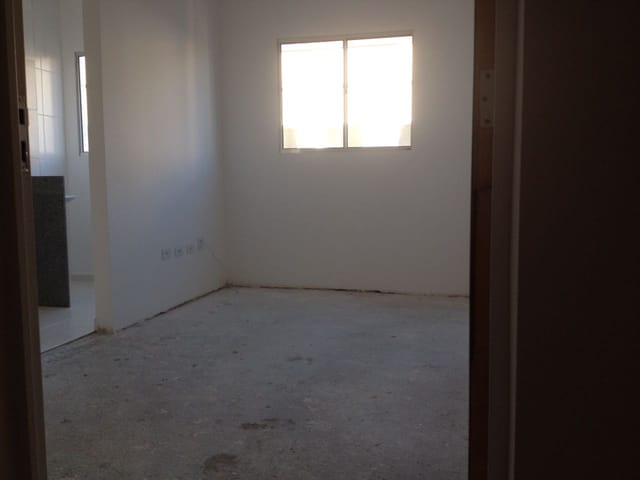 Apartamento 2 quartos e 1 banheiro, à venda, no bairro Residencial e Comercial Cidade Morumbi em Pindamonhangaba