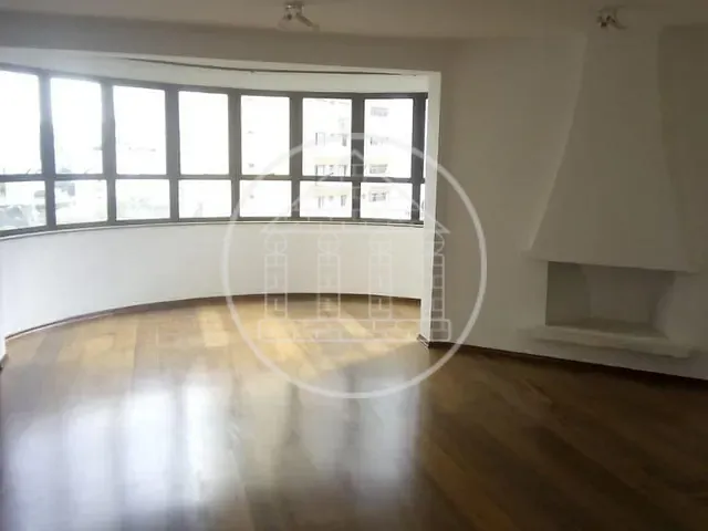 Apartamento 4 quartos e 5 banheiros, à venda ou para alugar, no bairro Campo Belo em São Paulo