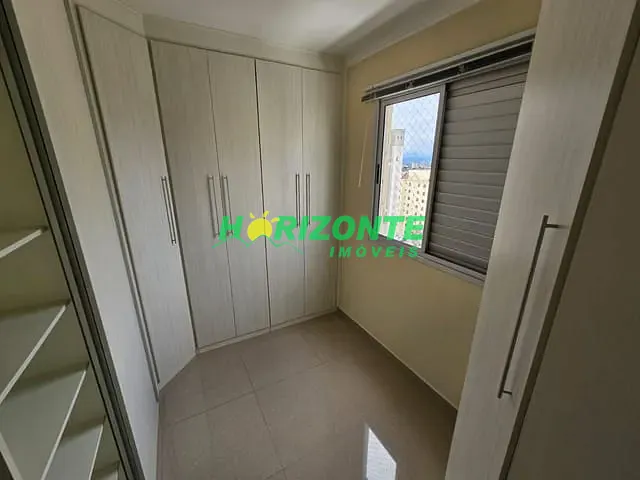 Apartamento com 64m² 3 quartos e 1 banheiro, à venda, no bairro Palmeiras de São José em São José dos Campos