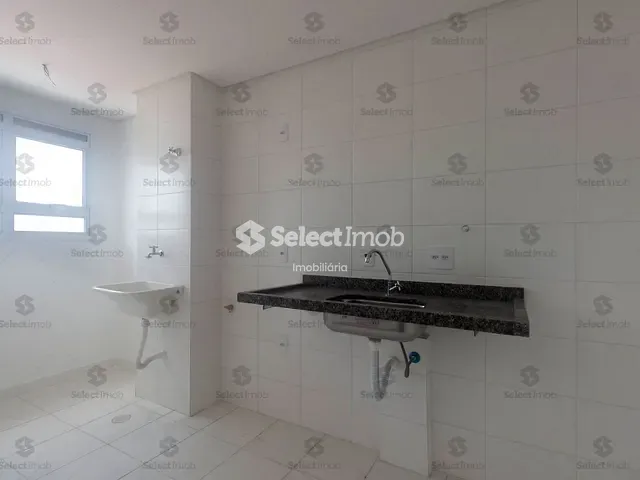 Apartamento com 52m² 2 quartos e 1 banheiro, à venda, no bairro Vila Assis Brasil em Mauá