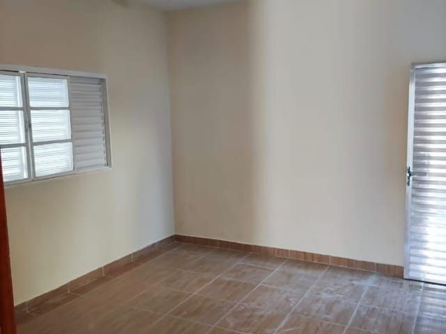 Casa 4 quartos e 1 banheiro, à venda, no bairro Jardim Sumarezinho em Hortolândia