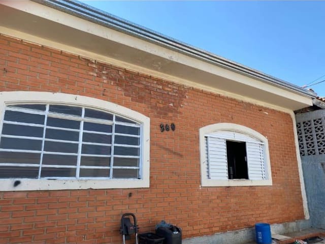Casa 4 quartos e 1 banheiro, à venda, no bairro Jardim Sumarezinho em Hortolândia
