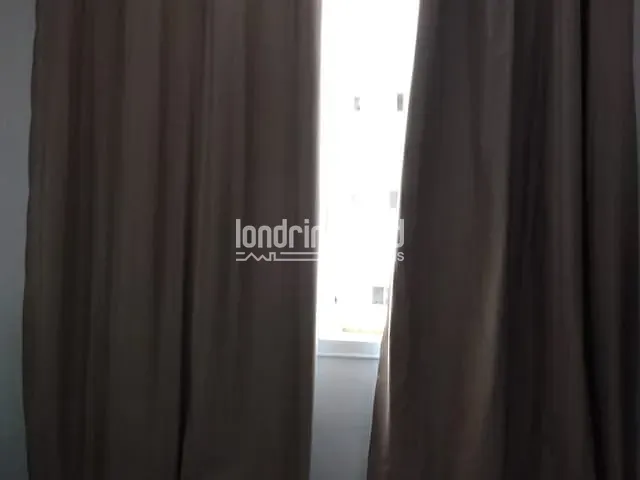 Apartamento à venda, no bairro Conjunto Habitacional Doutor Farid Libos em Londrina