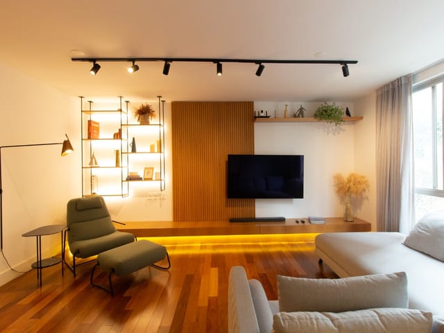 Foto do Apartamento - Apartamento tipo para venda em Vila Nova Conceição com 2 quartos, sendo 1 suíte, 105m² | Lares e Andares Imóveis