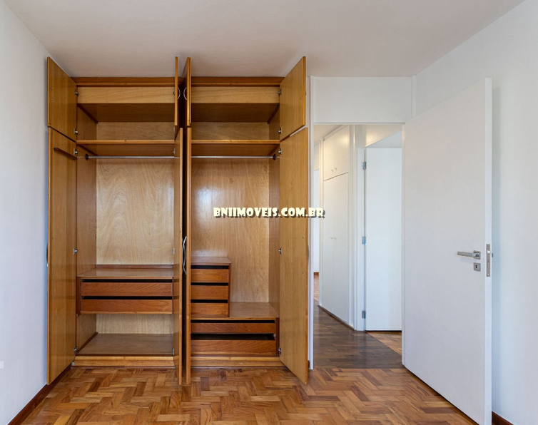 Apartamento à venda com 3 quartos, 103m² - Foto 11