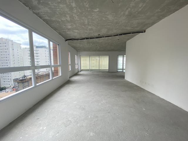 Foto do Apartamento - Apartamento à venda no bairro Itaim Bibi. Este imóvel exclusivo possui uma área útil de 330 m² | Vista Livre