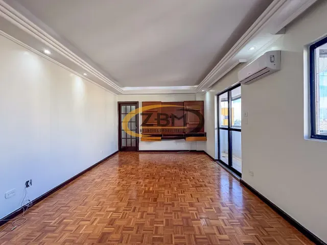Apartamento com 107m² 3 quartos e 2 banheiros, para alugar, no bairro Centro em Londrina
