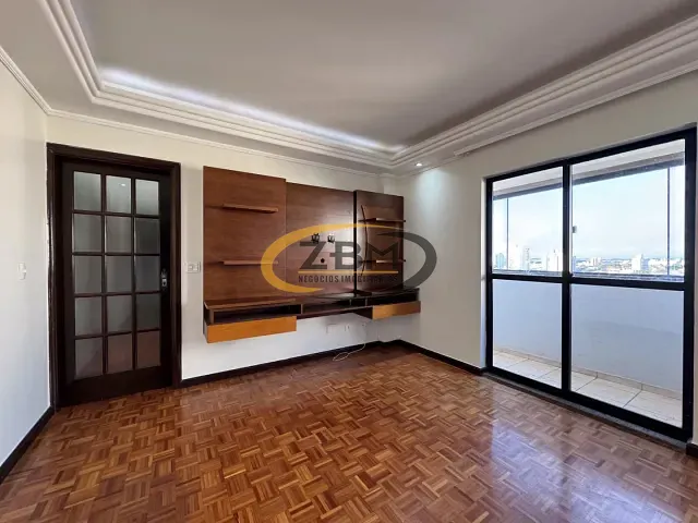 Apartamento com 107m² 3 quartos e 2 banheiros, para alugar, no bairro Centro em Londrina