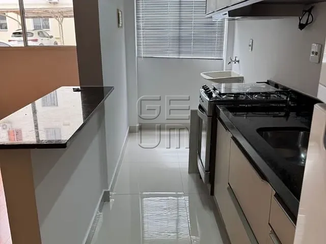 Apartamento 2 quartos e 2 banheiros, à venda, no bairro São Vicente em Londrina