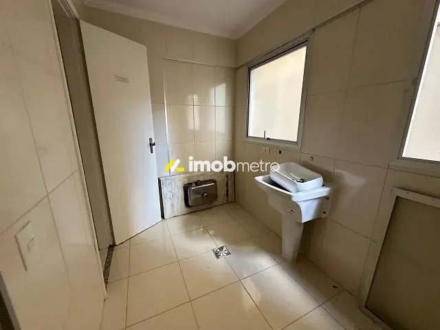 Apartamento 1 quarto e 2 banheiros, à venda, no bairro Cambuí em Campinas