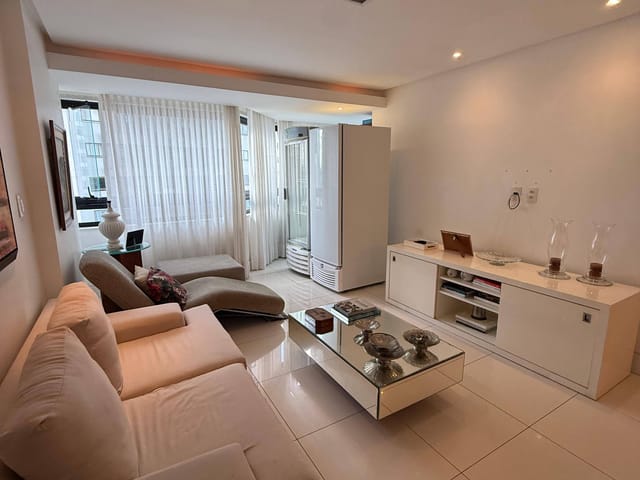 Apartamento com 87m² 3 quartos e 2 banheiros, à venda, no bairro Pituba em Salvador