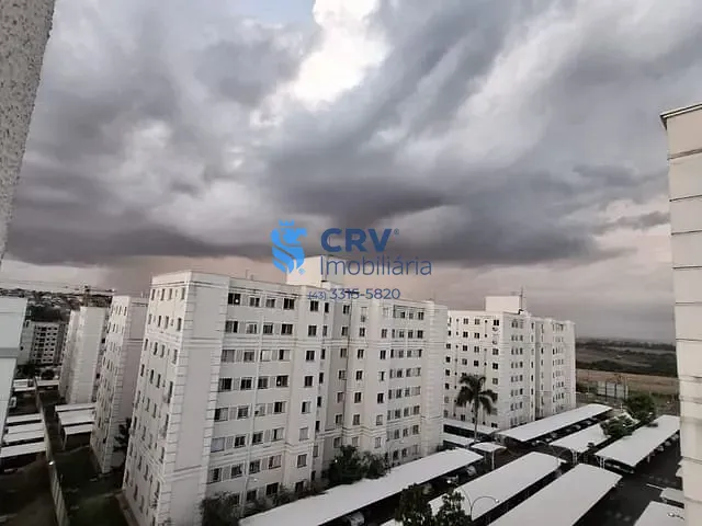 Apartamento com 45m² 2 quartos e 1 banheiro, à venda, no bairro Conjunto Habitacional Doutor Farid Libos em Londrina