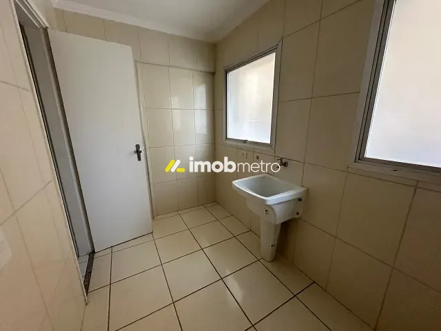 Apartamento 1 quarto e 2 banheiros, à venda, no bairro Cambuí em Campinas