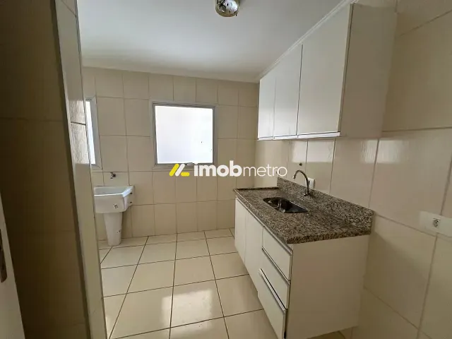 Apartamento 1 quarto e 2 banheiros, à venda, no bairro Cambuí em Campinas