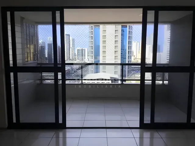Apartamento 4 quartos e 1 banheiro, à venda, no bairro Boa Viagem em Recife