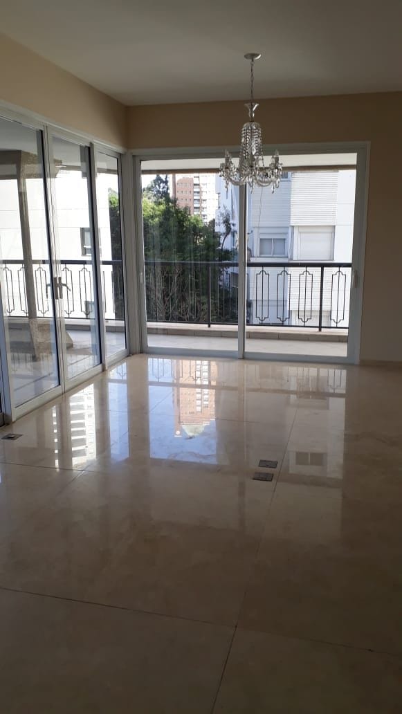 Apartamento com 455m² 4 quartos e 6 banheiros, para alugar, no bairro Jardim Fonte do Morumbi em São Paulo