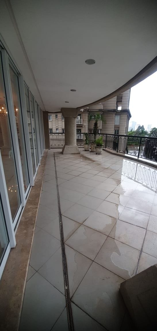 Apartamento com 455m² 4 quartos e 6 banheiros, para alugar, no bairro Jardim Fonte do Morumbi em São Paulo