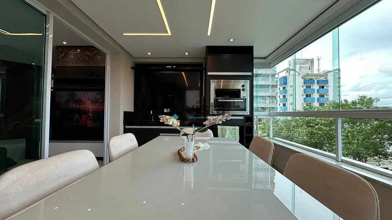 Apartamento, 3 quartos, 100 m² - Foto 1