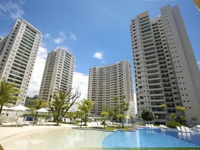 Apartamento com 196m² 4 quartos e 6 banheiros, à venda, no bairro Patamares em Salvador