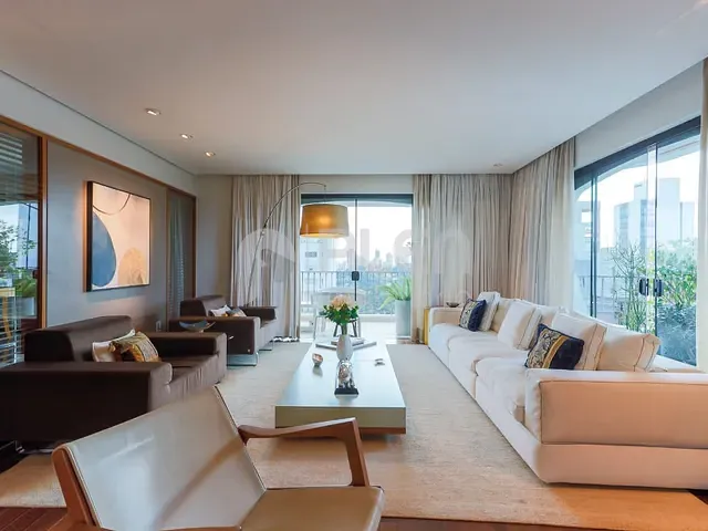 Apartamento 2 quartos e 4 banheiros, à venda, no bairro Higienópolis em São Paulo
