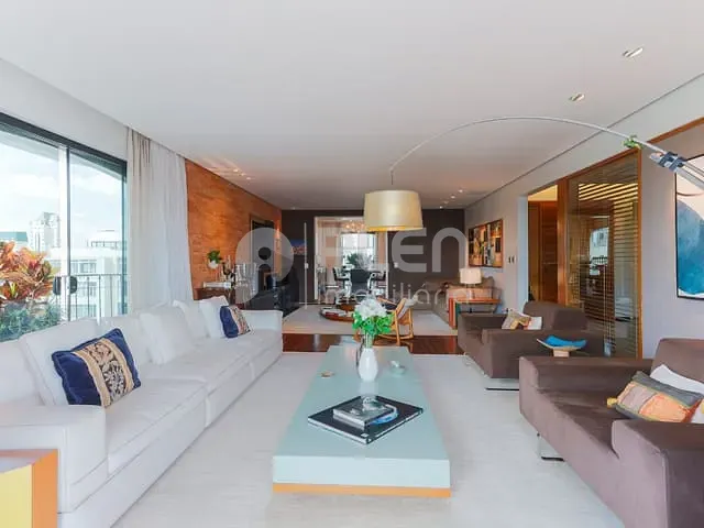 Apartamento 2 quartos e 4 banheiros, à venda, no bairro Higienópolis em São Paulo