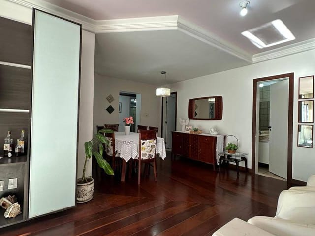 Apartamento com 139m² 4 quartos e 3 banheiros, à venda, no bairro Pituba em Salvador