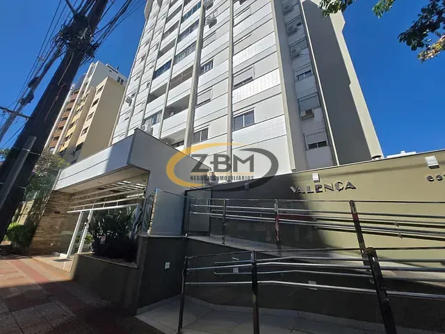 Apartamento com 123m² 3 quartos e 2 banheiros, à venda, no bairro Centro em Londrina