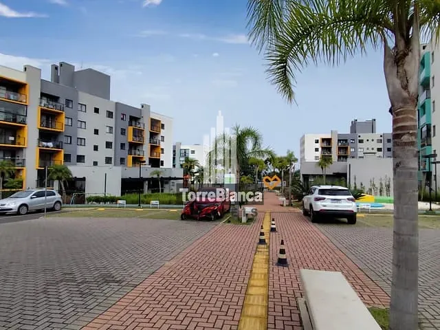 Apartamento com 60m² 2 quartos e 2 banheiros, à venda, no bairro Uvaranas em Ponta Grossa