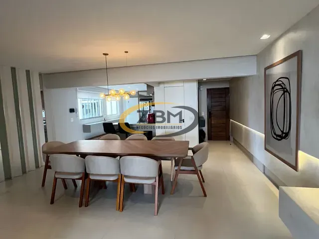 Apartamento com 209m² 3 quartos e 3 banheiros, à venda, no bairro Centro em Londrina