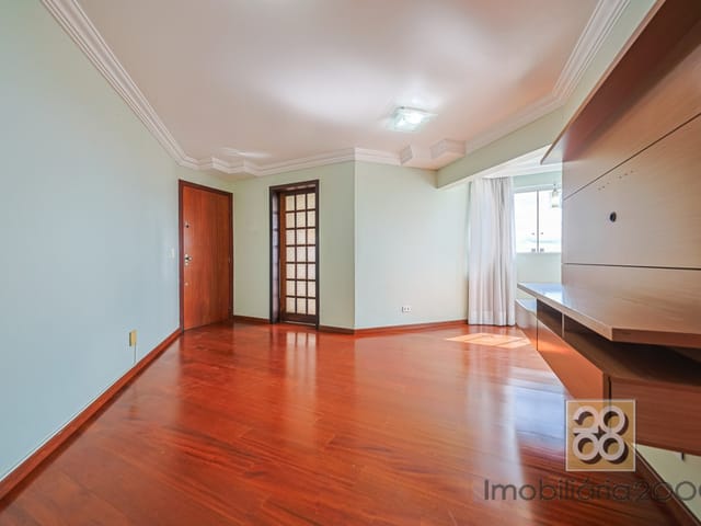Apartamento 3 quartos e 2 banheiros, à venda, no bairro Portão em Curitiba