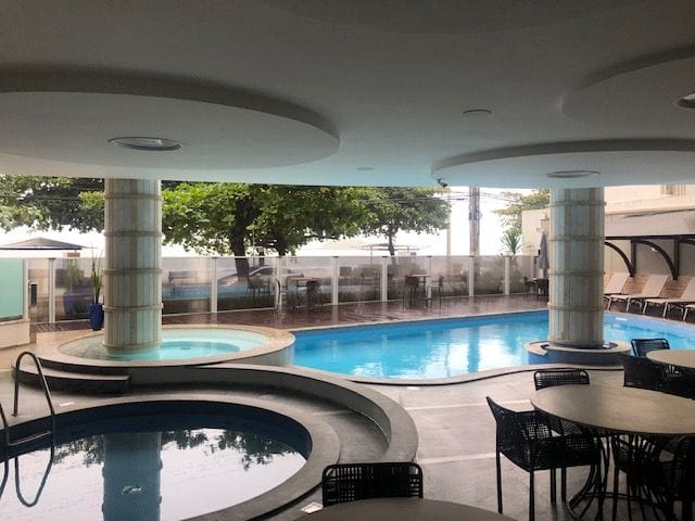 Apartamento com 410m² 4 quartos e 4 banheiros, à venda ou para alugar, no bairro Centro em Balneário Camboriú
