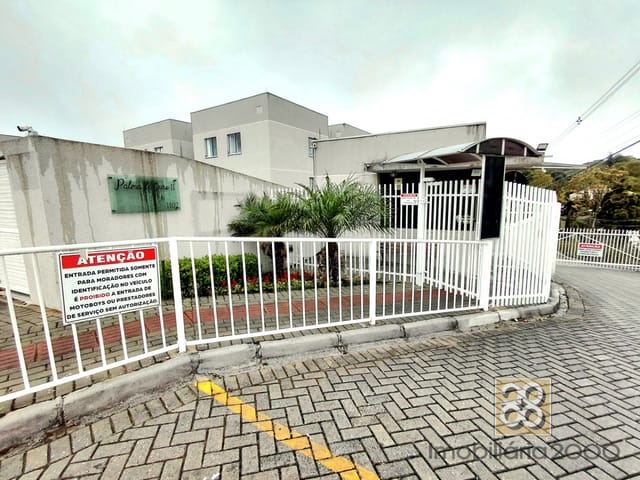 Apartamento 2 quartos e 1 banheiro, para alugar, no bairro Cachoeira em Curitiba