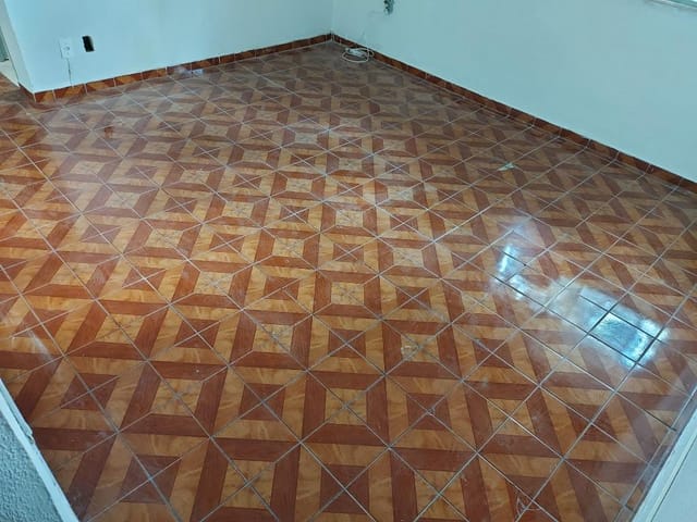 Foto do Apartamento - Apartamento com 2 dormitórios, 0 m² - venda por R$ 130.000,00 ou aluguel por R$ 600,00/mês - Conjunto Frei Eugênio - Uberaba/MG | ZUCATO IMOBILIARIA LTDA