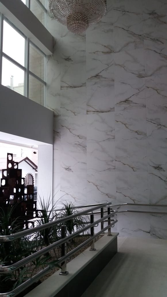 Apartamento com 250m² 4 quartos e 4 banheiros, à venda, no bairro Centro em Balneário Camboriú