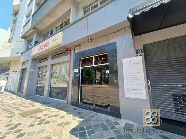 Apartamento 3 quartos e 1 banheiro, para alugar, no bairro Centro em Curitiba