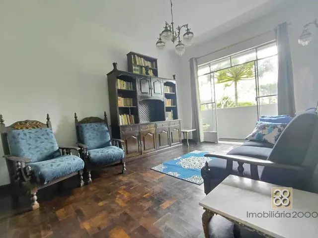 Apartamento 3 quartos e 1 banheiro, para alugar, no bairro Centro em Curitiba