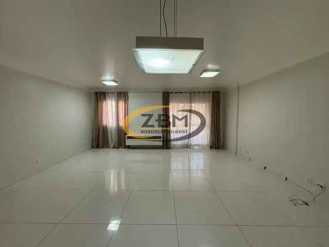 Apartamento 3 quartos e 3 banheiros, para alugar, no bairro Centro em Londrina