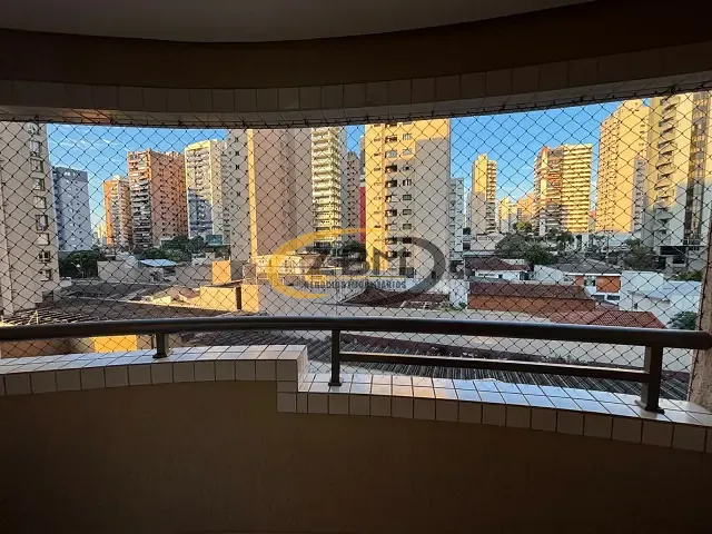 Apartamento 3 quartos e 3 banheiros, para alugar, no bairro Centro em Londrina