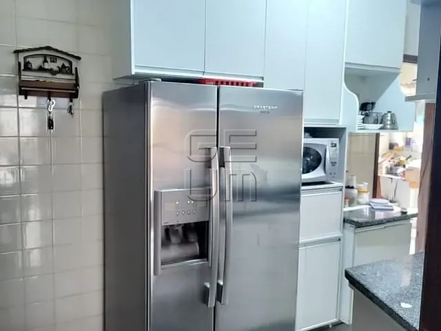 Apartamento 3 quartos e 4 banheiros, à venda, no bairro Centro em Londrina