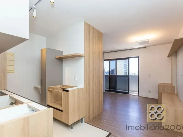 Apartamento 1 quarto e 1 banheiro, à venda, no bairro Centro em Curitiba