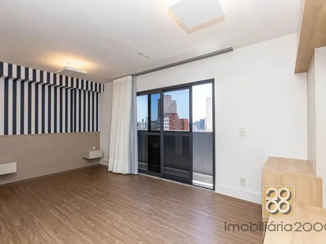 Apartamento 1 quarto e 1 banheiro, à venda, no bairro Centro em Curitiba