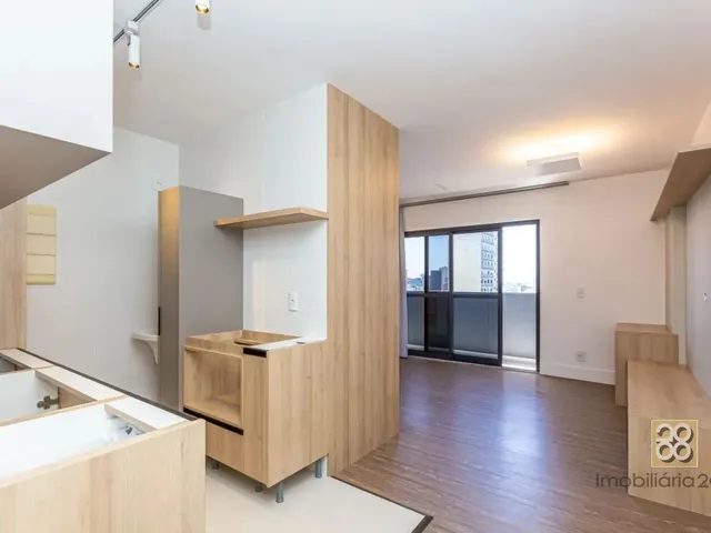Apartamento 1 quarto e 1 banheiro, à venda, no bairro Centro em Curitiba