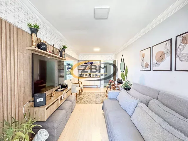 Apartamento com 129m² 3 quartos e 2 banheiros, à venda, no bairro Centro em Londrina