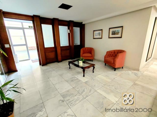 Apartamento 3 quartos e 2 banheiros, para alugar, no bairro Juvevê em Curitiba