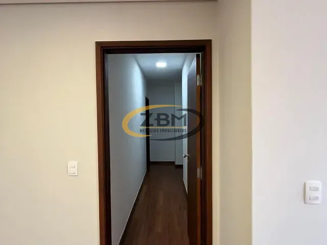 Apartamento 3 quartos e 3 banheiros, à venda, no bairro Centro em Londrina