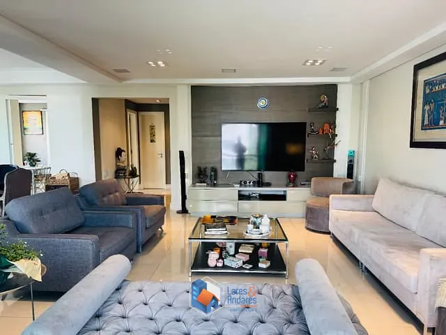 Apartamento com 215m² 4 quartos e 5 banheiros, à venda, no bairro Aclimação em São Paulo