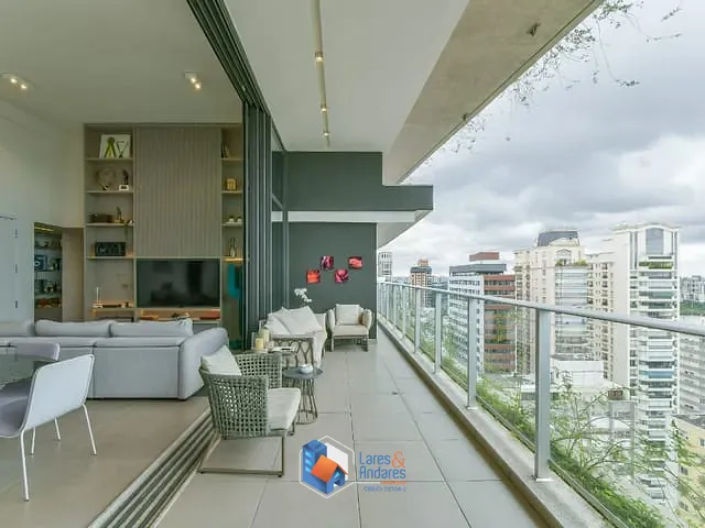 Apartamento com 175m² 3 quartos e 4 banheiros, à venda, no bairro Cerqueira César em São Paulo