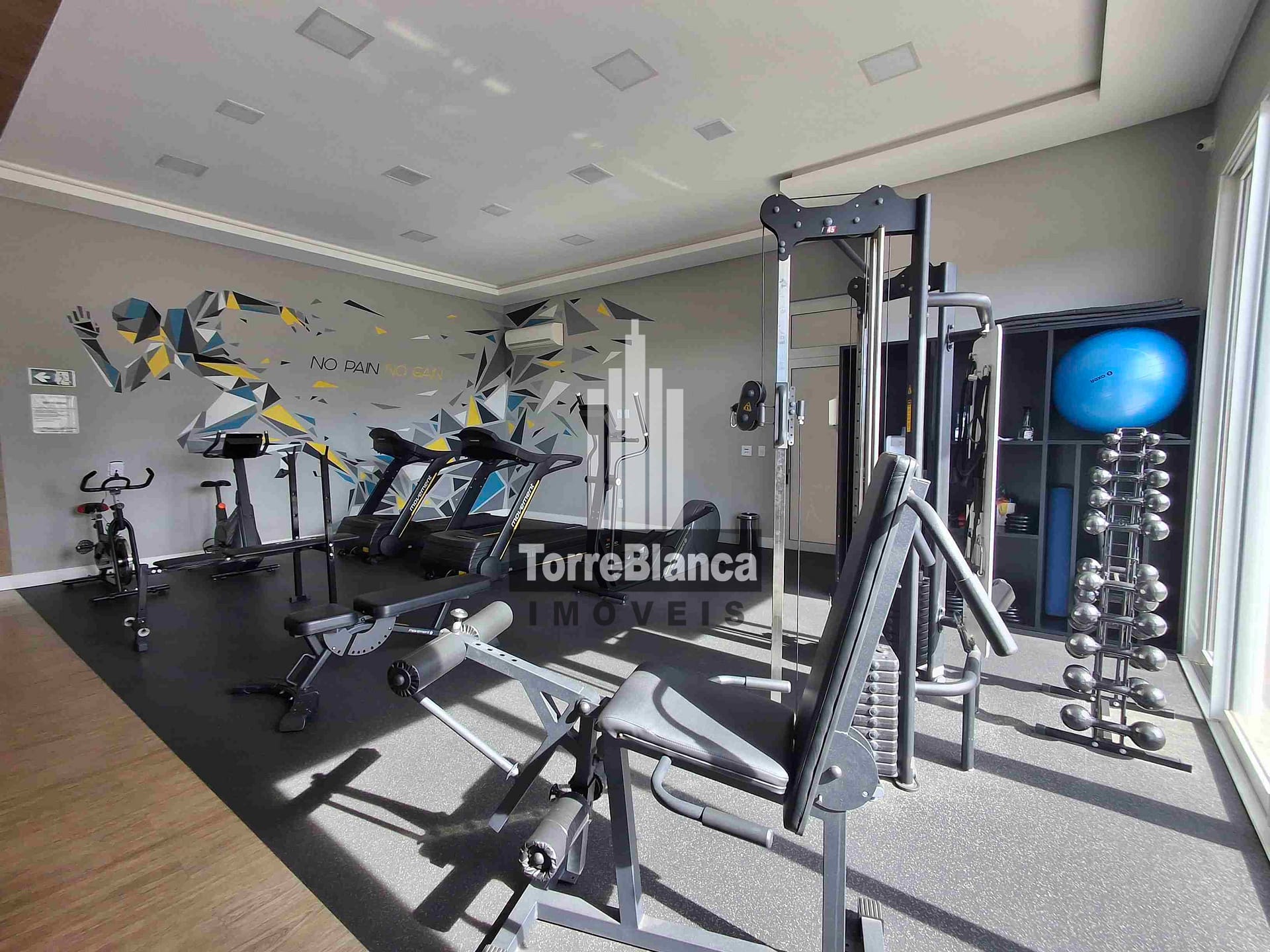 Apartamento à venda e aluguel com 2 quartos, 110m² - Foto 27