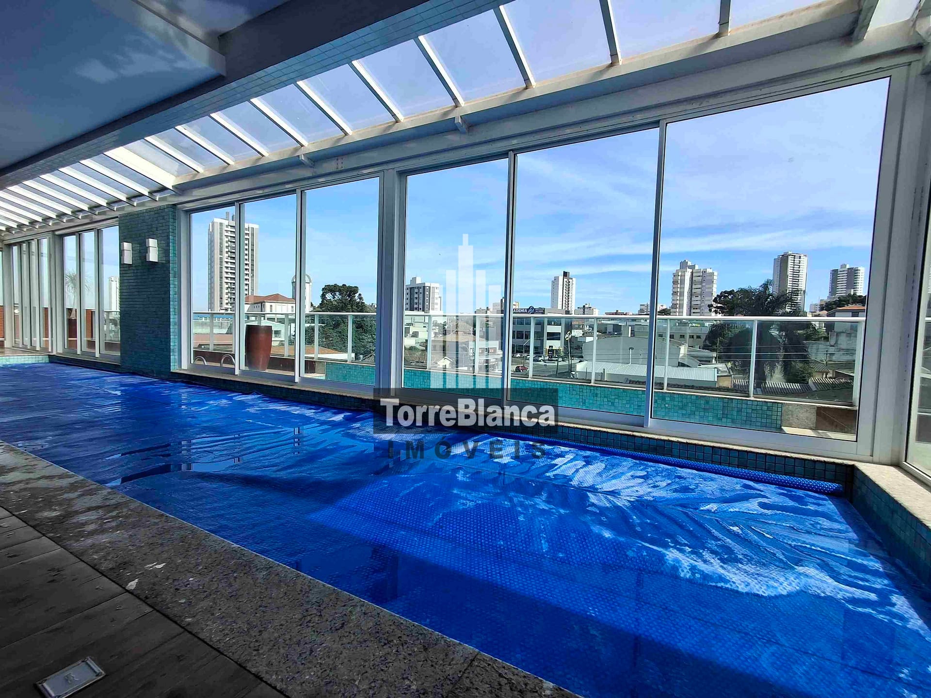 Apartamento à venda e aluguel com 2 quartos, 110m² - Foto 33